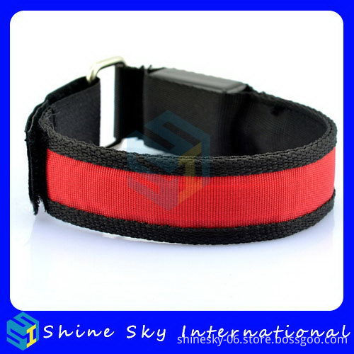 Fashion Crazy Selling Cheap Led Armband For Promotion
